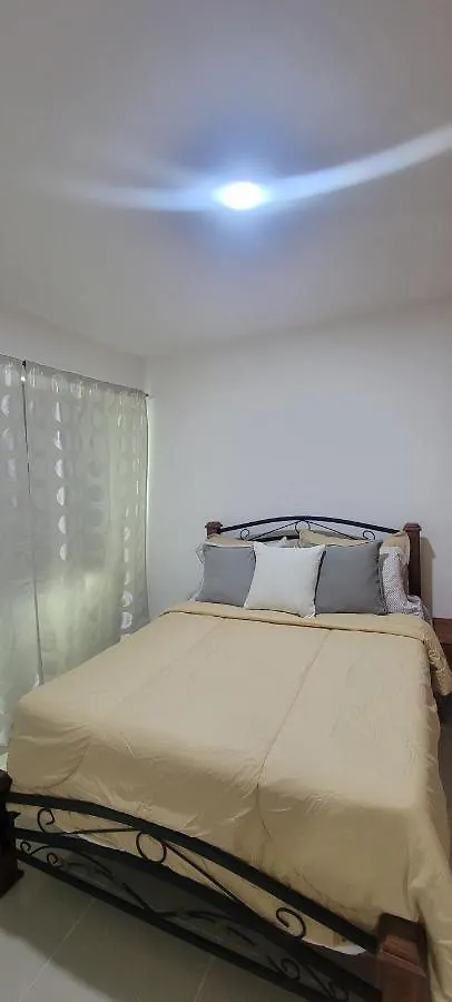 Lomar Apartamento En Santo Domingo Este 0*,